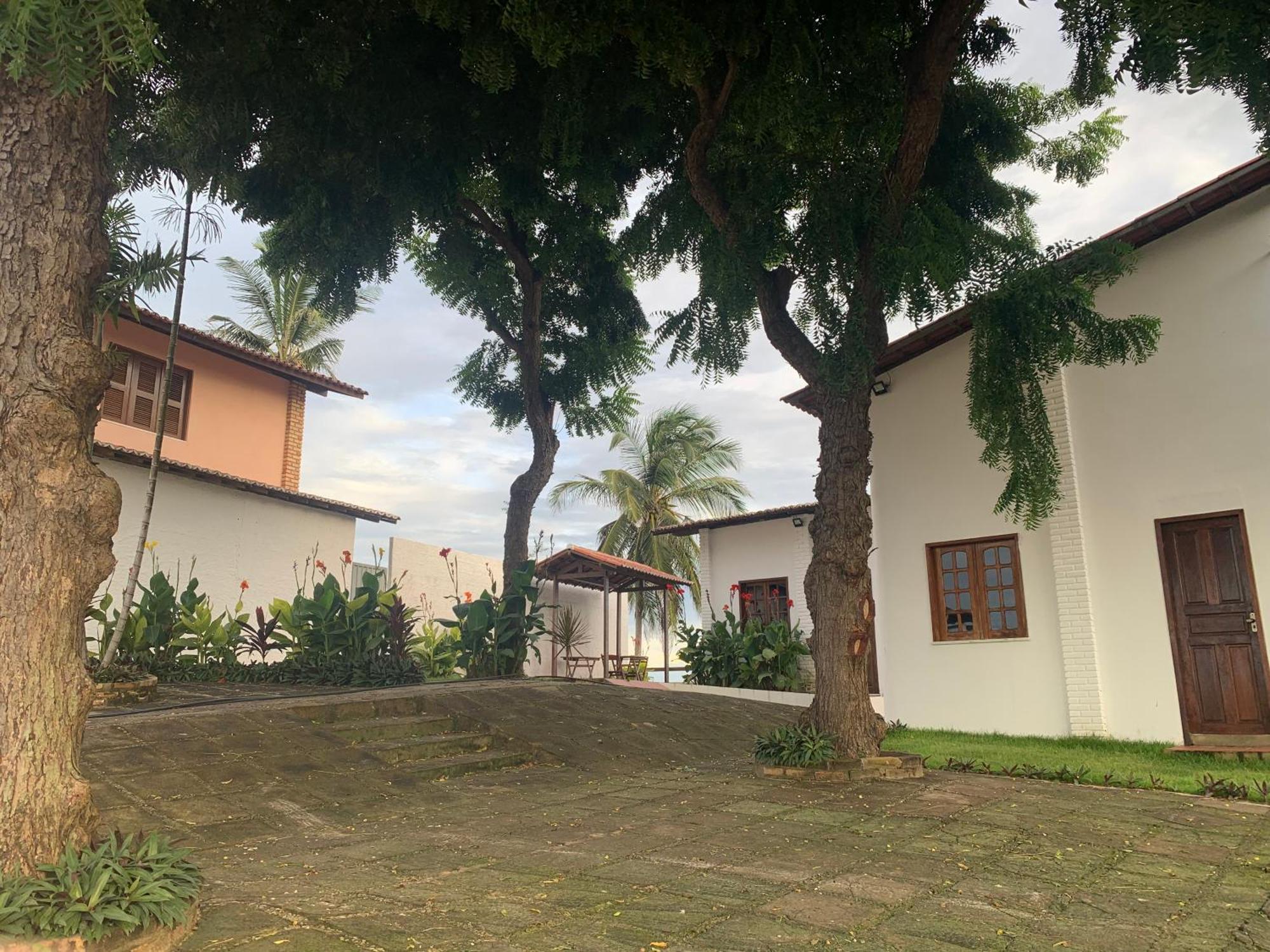 Morro Branco Suites - Hospedaria Morro Branco Beberibe Exteriör bild